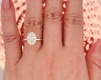 2 Karat Oval Labradorit Diamant IGI zertifiziert 14k Gelbgold Verlobungsring versteckter Halo Diamantring ovaler Ehering versteckter Halo Ring