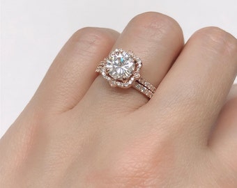 Rose Gold Bridal Set In 14k, Round Cut Engagement Set, Diamond Halo Wedding Set, Forever One Moissanite Bridal Set, Diamond Wedding Set