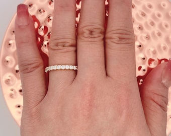 1,36 karaat rond geslepen Lab Grown Diamond Eternity-band, diamanten verjaardag trouwring, diamanten verlovingsring 14k geel goud, stapelbaar