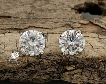 Studs Earring Moissanite Earring in 14k Gold FOREVER ONE D-F Color Round Cut Certified Moissanite in 1ct to 6ct Basket Earring