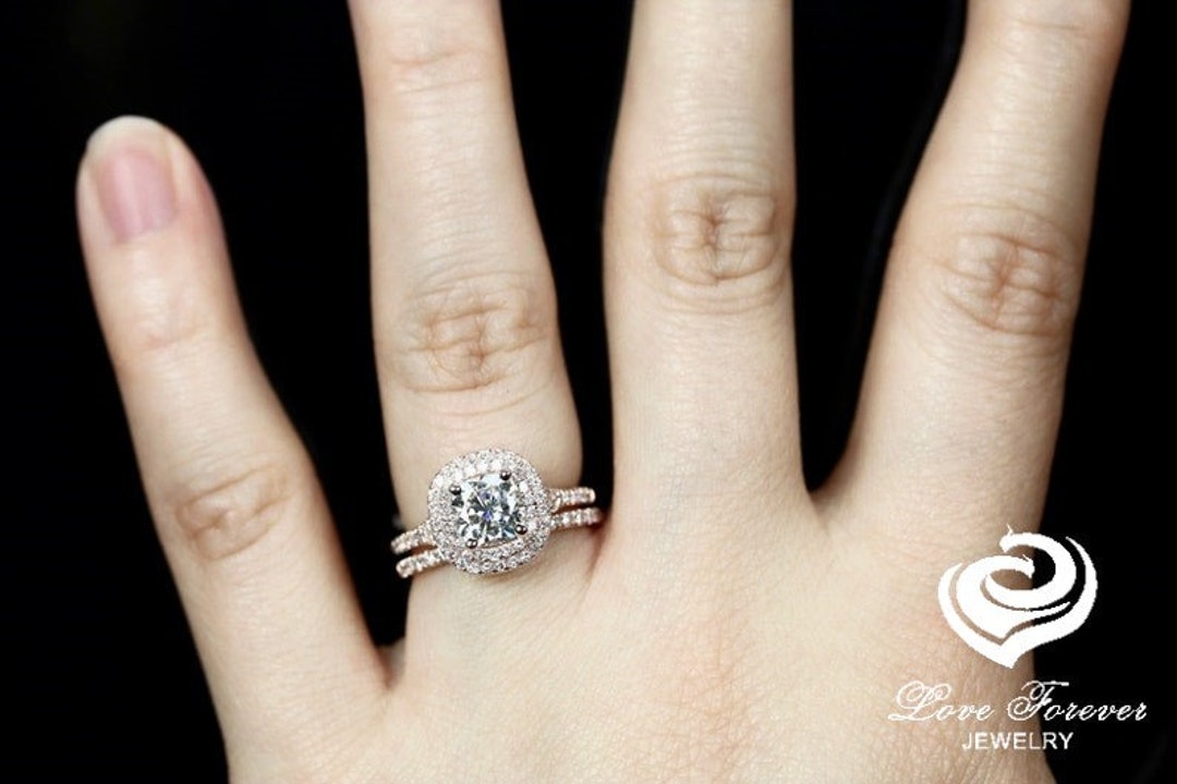 Cushion Cut Wedding Ring Set in Solid 14k Rose Gold, Dainty Wedding Set