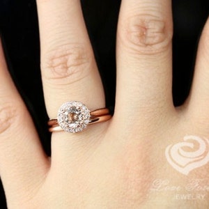 Oval Halo Split Shank Engagement Rings