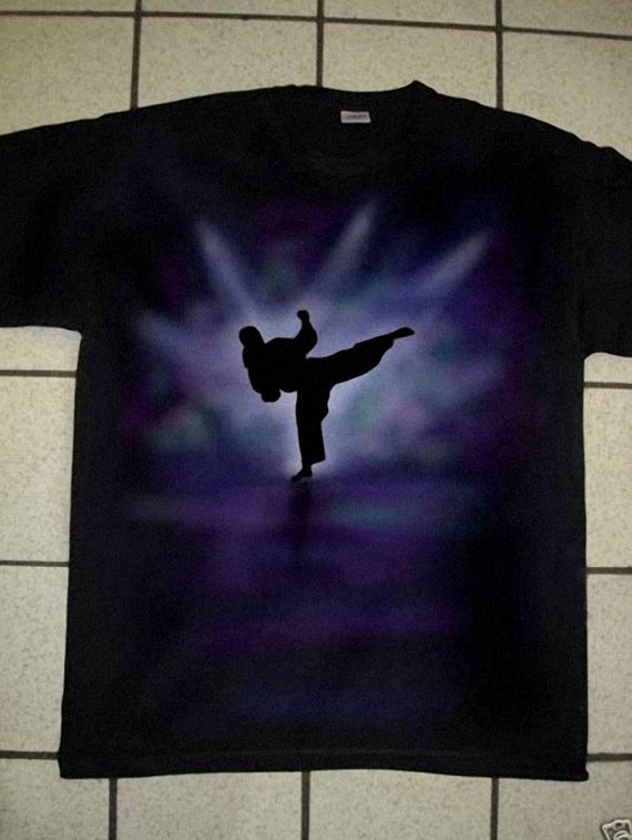Airbrushed Taekwondo Martial Art T-Shirt in all sizes