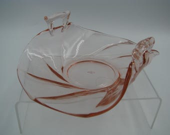Heisey Twist Flamingo 2 Handle Bon Bon 7" Excellent condition Elegant Depression glass