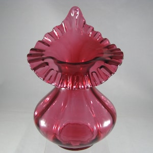 FENTON CRANBERRY JIP Vase 8&quot; Excellent condition oval mark on bottom