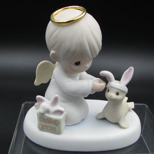 Precious Moments 456314 Heaven Bless You Easter Seal  1998 mark