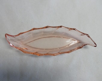 Depression Elegant glass Heisey Twist (#1252) Flamingo/Pink 10” Celery Tray/Dish Excellent condition