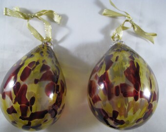 2  Large hand Blown glass ornaments Best I have seen 6" long Opalescent red and gold Excellent condition Christmas art glass Sun Catchers