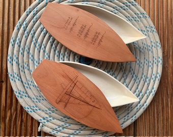 porcelain boat bowl with wooden lid that can have a personalized engraving, special gift for weeding and birthday