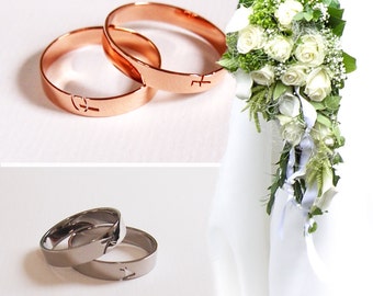 anillos individuales con iniciales, como anillos de compromiso, anillos de boda o anillos de pareja en oro y plata