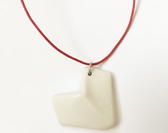 Ketting met origami hartjeshanger van porselein, eventueel met de tekst Mama of mama, Moederdagcadeau