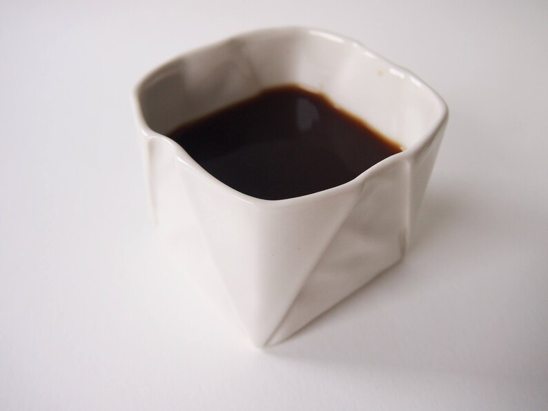 Origami Cup handmade of porcelain tea cup Coffee Cup in unique Origami design appears like folded paper