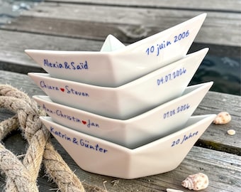 Bootjen - handmade paperboat bowl of porcelain personalized