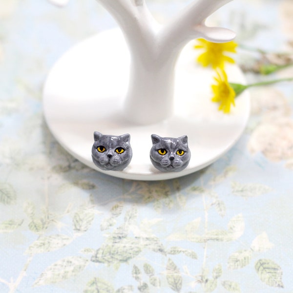 Boucles d’oreilles pour chat British Shorthair, boucles d’oreilles Cat Stud, chat en argile polymère, sculpture de chat, cadeaux pour amoureux des chats