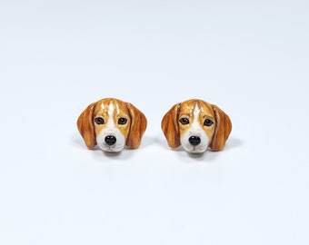Orecchini a forma di cane Beagle, orecchini a bottone a forma di cane, cane in argilla polimerica, scultura di cane, regali per amanti dei cani