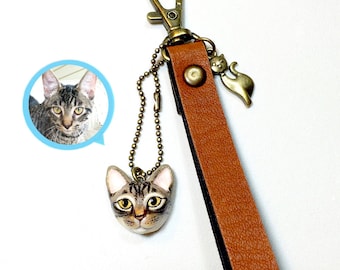 Custom Cat & Dog Portrait Keychains, Leather Keychain with your cat pendant, Custom Cat Keychain, Personalized Cat Keychain, Cat Memorial