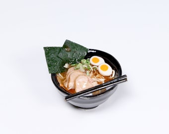 Miniature Ramen Japanese Cuisine in Ceramic Bowl, Miniature Japanese food, Miniature noodle, Dollhouse Miniatures Food