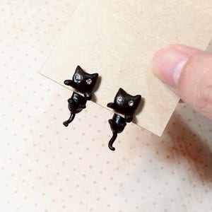 Black Cat Earrings, Two Piece Earrings, Two Part Earrings, Cat Stud Earrings, Cat clinging earrings, polymer clay cat, cat lover gifts