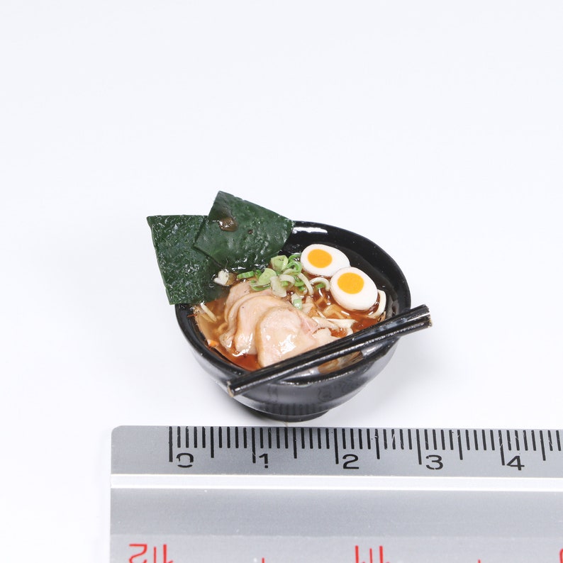 Miniature Ramen Japanese Cuisine in Ceramic Bowl, Miniature Japanese food, Miniature noodle, Dollhouse Miniatures Food, Dollhouse Japanese food, Dollhouse noodle, Dollhouse Ramen, Dollhouse miniature, Miniature Scale 1:12, Dollhouse Bakery, Miniature food, Dollhouse food, Realistic Miniature, Perfect collectibles for miniature lovers.