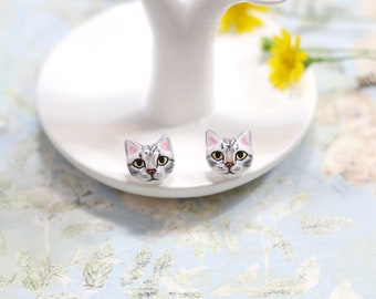 American Shorthair cat Earrings, Cat Stud Earrings, polymer clay cat, cat sculpture, miniature cat, cat lover gifts
