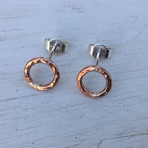 Hammered circle studs,copper hoop earrings,viking copper studs,circle  studs,Gifts for him,Gifts for her,Handmade copper studs,Unisex stud