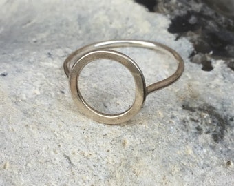 Hammered circle silver ring,open hoop silver ring,minimal ring, Geometric ring