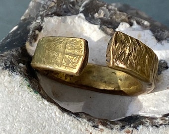 Gehamerde Brass Band Ring, Viking Band Ring, Brass Band Ring, Brede Band Ring