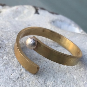 Spiral Brass ring, twist brass ring,delicate brass ring,Thumb brass ring
