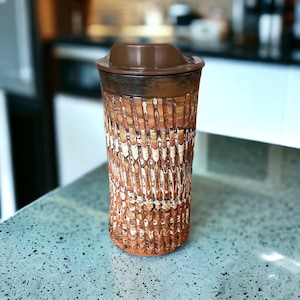 Agateware 16 Ounce Handmade Travel Mug with Lid - Stylish and Functional Pottery for Your Commute - Unique Travel Coffee Cup
