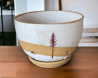 Artisan-Crafted Speckled White 4-Cup Capacity Berry Bowl - Douglass Fir Tree Art Adorns this Stylish and Functional Kitchen Essential