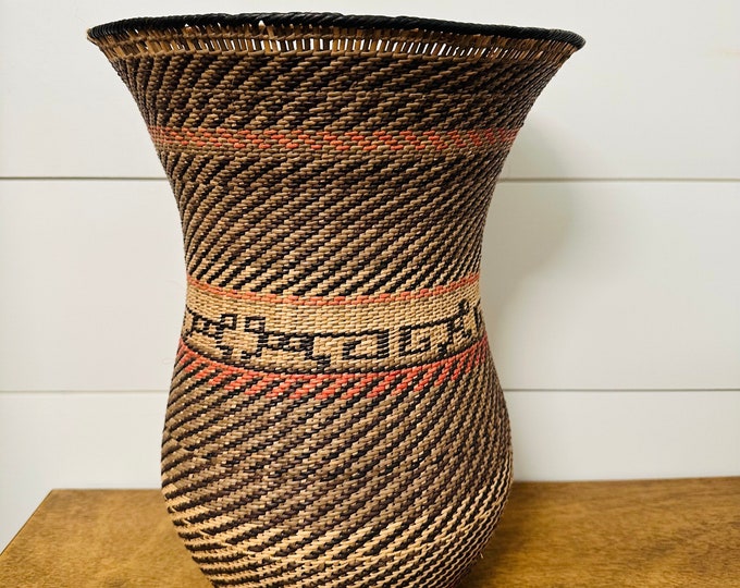 Yekuana  Beige Wo-Wa  Basket - Ethnic Collection  12 x 10  Inches aprox