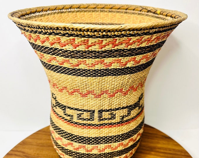 Yekuana  Beige Wo-Wa  Basket - Ethnic Collection  10  x 9  Inches aprox