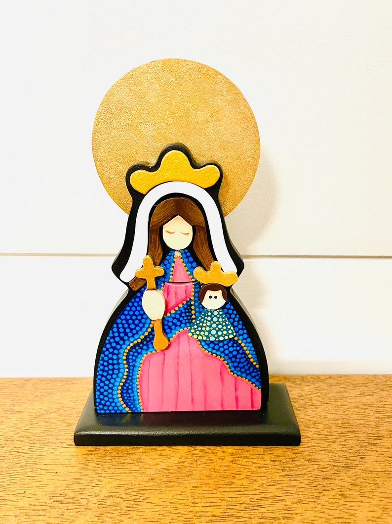 Wooden Virgin Mary Virgen Maria Auxiliadora hand painted with pointillism technique from Venezuelan Artist. Aprox 8 inches image 2