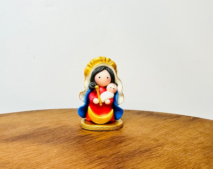 Mini Virgin of Chiquinquira Handmade, Small Size and paint by Venezuelan artist 3.5  inches aprox