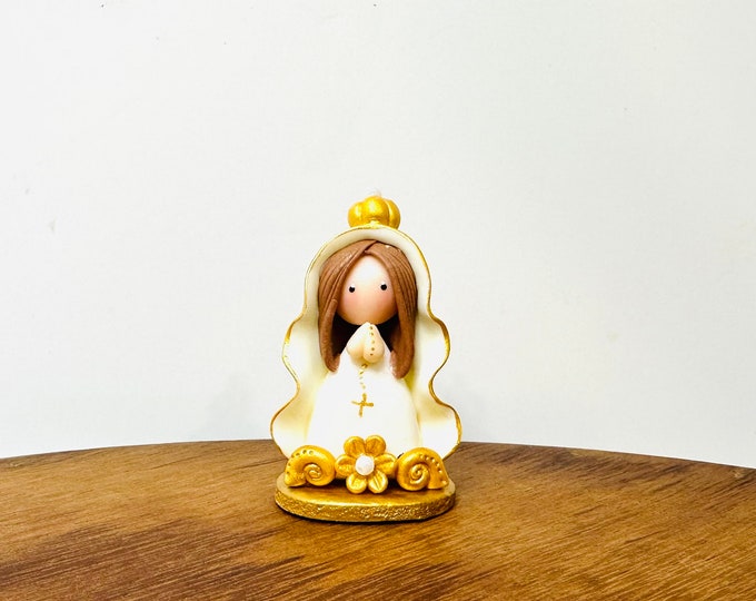 Mini Virgen del Valle Handmade, Small Size and paint by Venezuelan artist 3.5  inches aprox