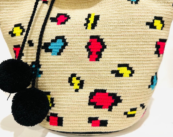 Original Wayuu Bag - Colorful Design Handmade in Colombia