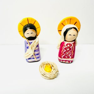 Colorful Nativity Scene Handmade in Venezuela.  Arte Popular. Colored Wood 3 pieces Nativity Scene