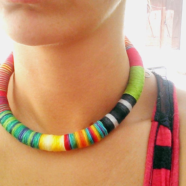 Colorful choker necklace