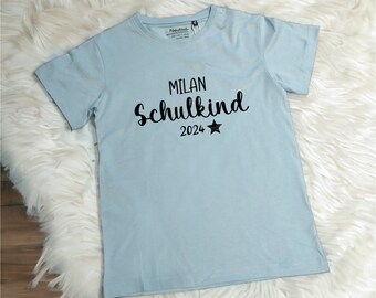 Personalisiertes T-Shirt "Schulkind 2024" zum Schulanfang, zur Einschulung, Fairtrade, 100 % Bio Baumwolle