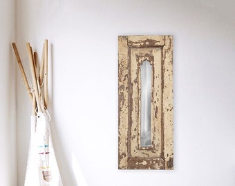 Miroir en bois jaune et brun étroit, miroir mural rectangulaire avec finition rustique en détresse