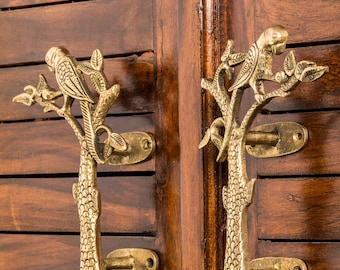 Brass Luxury Door Handle Parrot-Shaped 'Tamba' / Decorative Elegant Door Pull for Wardrobes, Drawers, Front Door