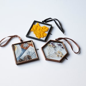 Wall Hanging Frame / mini picture frame ornaments / small hanging glass & metal picture frame / square and hexagon