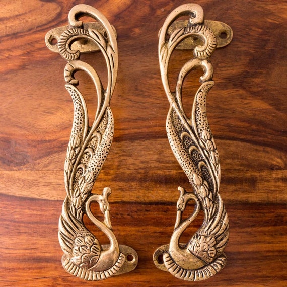 Life in the Big Old House: Antique doorknob choices, Coastal Life