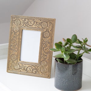 Ornamental Brass Brass Photo Frame 4x6 / Luxury Photo Frame with Antique Gold Colour Finish / Wedding gift / Fathers Day Gift