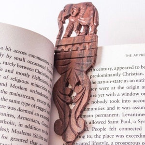 Wooden Elephant shape bookmark / Elephant gift Handmade slide-on bookmark / Gift for booklover / Fathers Day Gift image 2