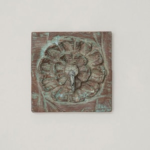 Square Single Wall Hook &#39;Dabi&#39; / Carved Wooden Towel Hook with Floral Design / Home Decor Upcycled from Teak Furniture