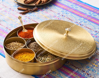 Rastogi Hadicrafts - Scatola per spezie, Masala Dabba, in acciaio