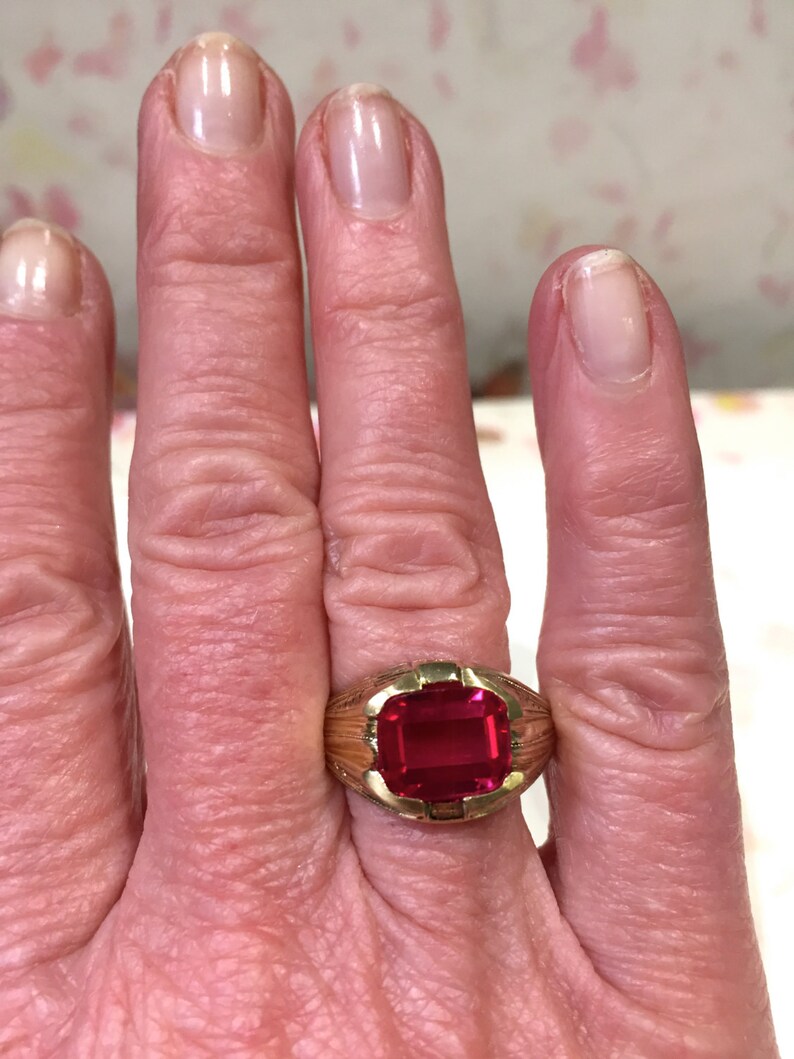 Ruby Red Vintage Ring Ladies / Mens July Birthstone Ring Size Etsy