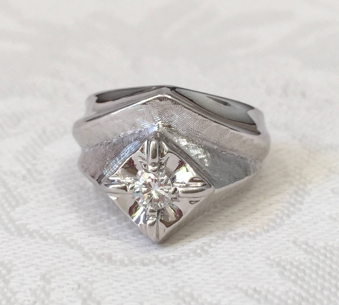 Estate mens wedding bands Clearance