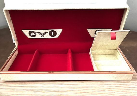 Vintage Jewelry Box ~ Faux Off White Leather Meta… - image 1